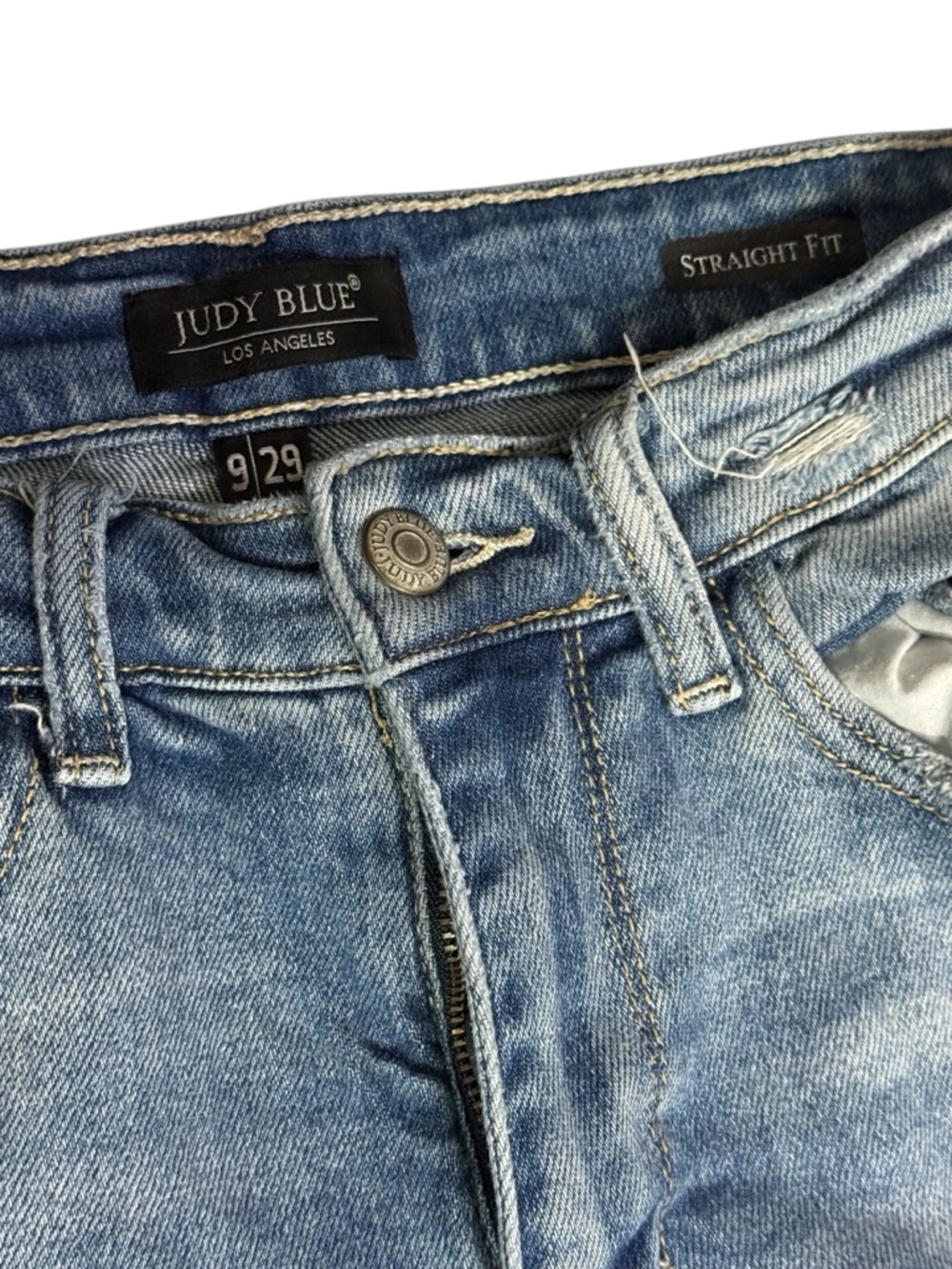 Judy Blue Light Blue Distressed Straight Fit Raw Hem JB823291MD Size 9 / 29 - Picture 3 of 6